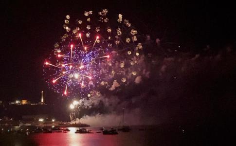 Leuca - Spettacolo fuochi pirotecnici In onore della Festa della Madonna - 15 agosto 2025