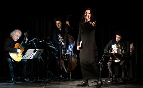 Venerdì 10 gennaio | LECCE | "Io che amo solo te. Le voci di Genova" da Nasca il Teatro